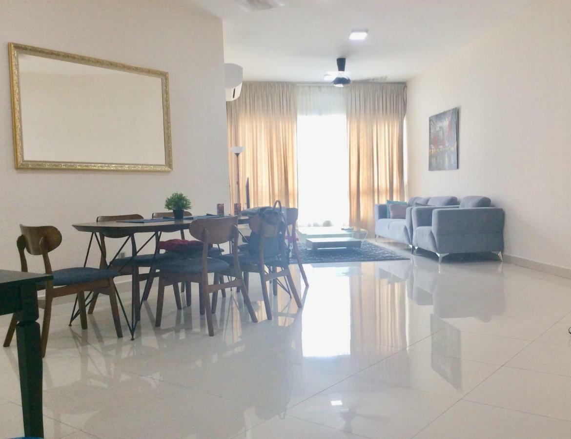 Crest Residence Kuala Lumpur Extérieur photo